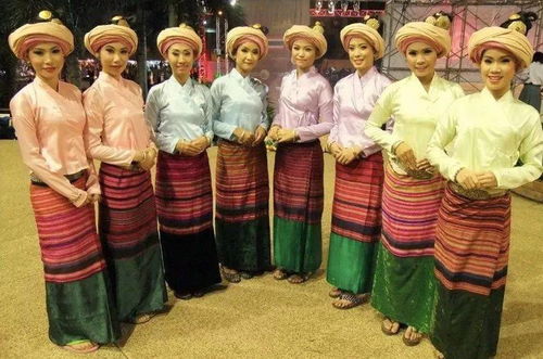 泰国传统服装和傣族服装区别